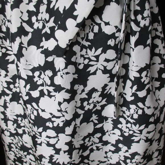 NEW NORDSTROM TABITHA b/w floral silk DRESS s12 - Picture 4 of 5